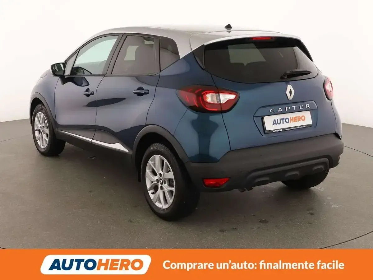 Usata Renault Captur 131 CV (96 kW) 2019 Blu SUV