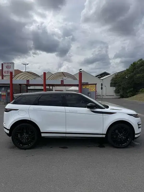 Usata Land Rover Range Rover evoque R-Dynamic 150 CV (110 kW) 2019 Bianco SUV