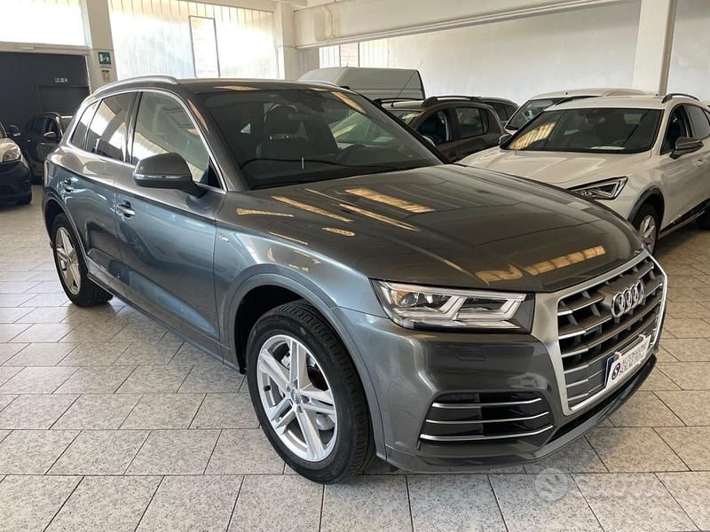 Usata Audi Q5 S-line plus 231 CV (169 kW) 2020 Grigio SUV