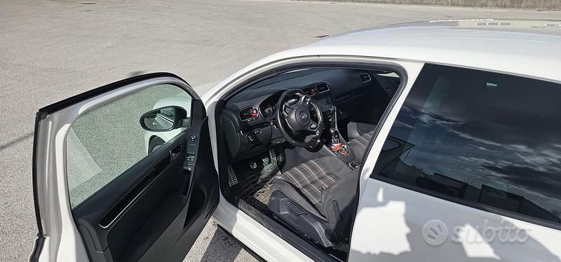Usata VW Golf VI GTI 220 CV (161 kW) 2009 Utilitaria