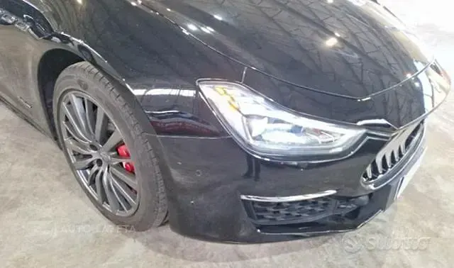 Usata Maserati Ghibli GranLusso 250 CV (183 kW) 2020 Nero Berlina