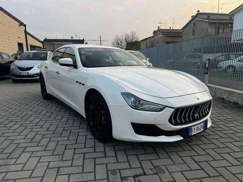 Usata Maserati Ghibli GranLusso 250 CV (183 kW) 2019 Bianco Berlina