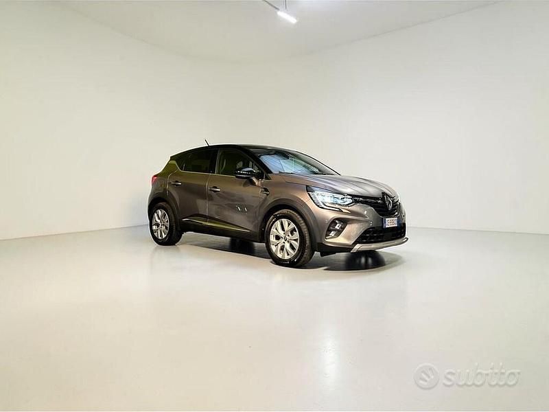 Usata Renault Captur Intens 91 CV (66 kW) 2021 Grigio SUV