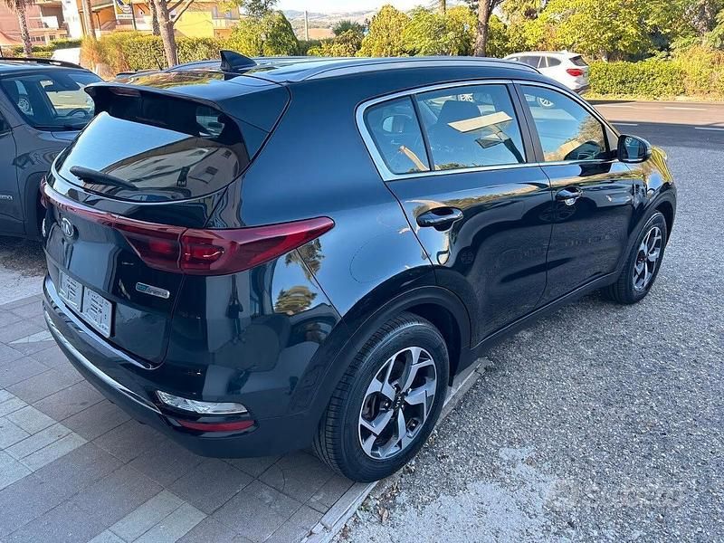Usata Kia Sportage 136 CV (100 kW) 2021 Nero SUV