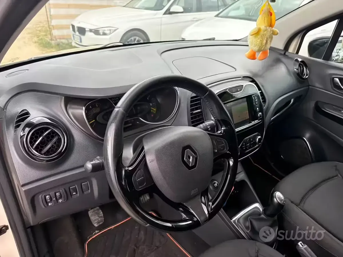 Usata Renault Captur 90 CV (66 kW) 2013 Beige SUV