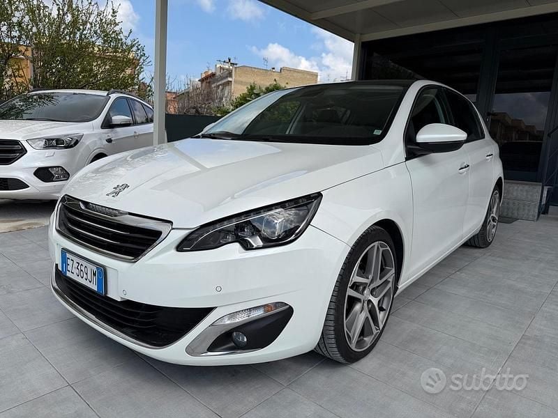 Usata Peugeot 308 GT-line 119 CV (87 kW) 2015 Bianco Berlina