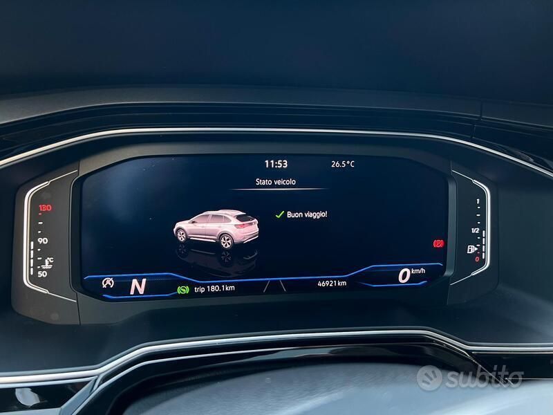 Usata VW Taigo R-line 110 CV (80 kW) 2023 Grigio SUV