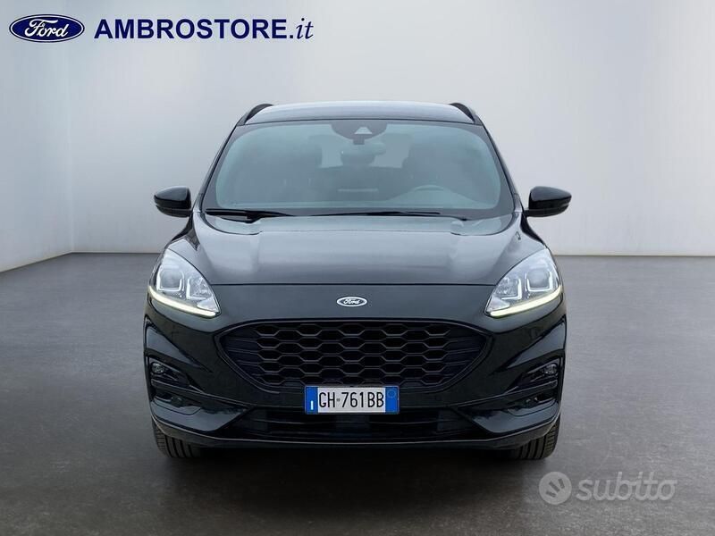 Usata Ford Kuga ST-Line 225 CV (165 kW) 2021 Agate black SUV
