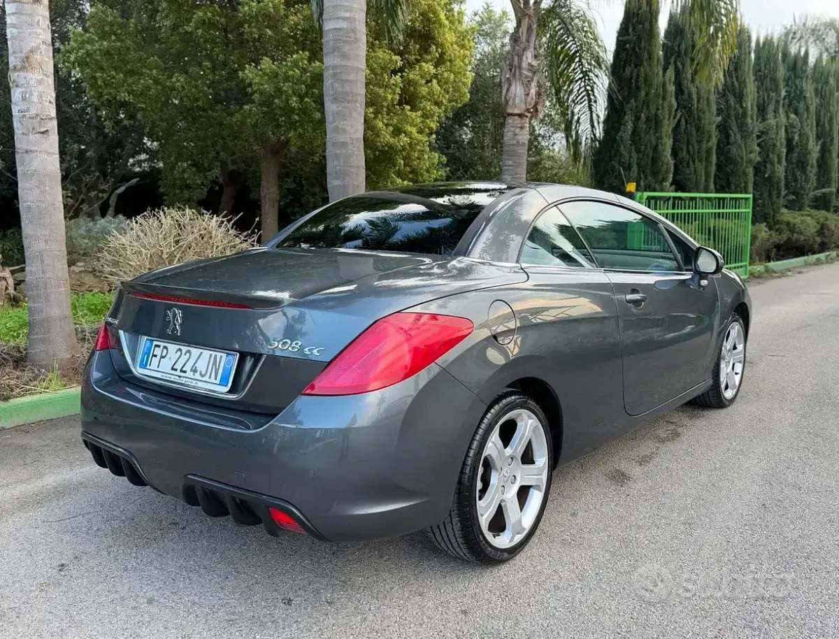 Usata Peugeot 308 CC 156 CV (114 kW) 2010 Grigio Cabrio