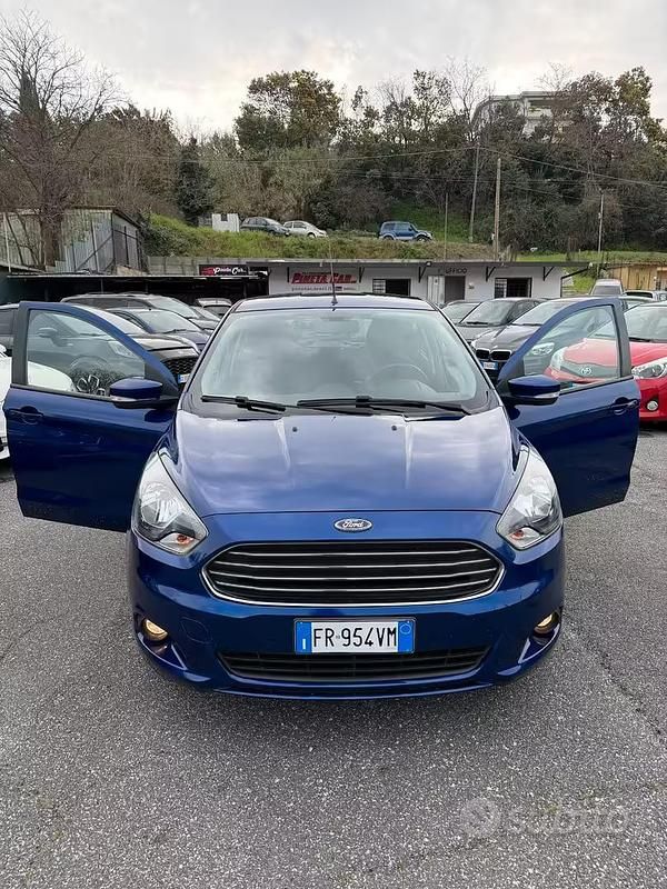 Usata Ford Ka Ultimate 85 CV (62 kW) 2018 Blu Berlina