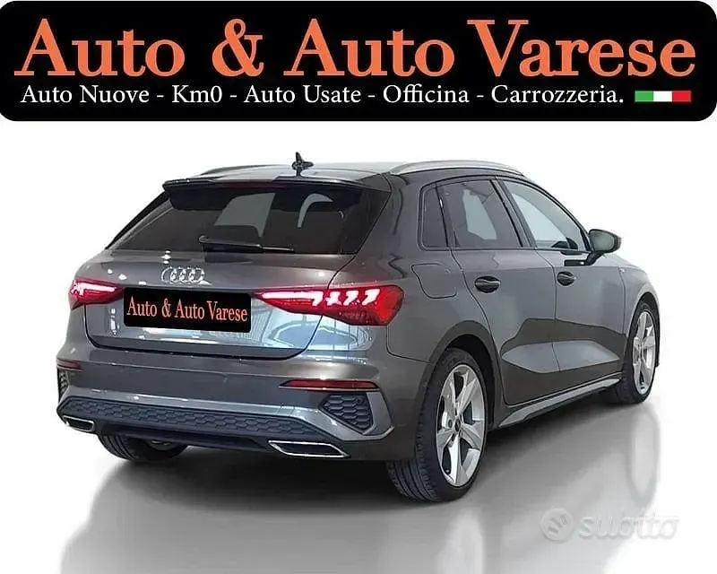 Usata Audi A3 S-Line 150 CV (110 kW) 2023 Grigio Berlina