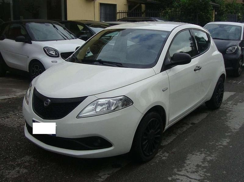 Usata Lancia Ypsilon S 69 CV (50 kW) 2020 Bianco Utilitaria