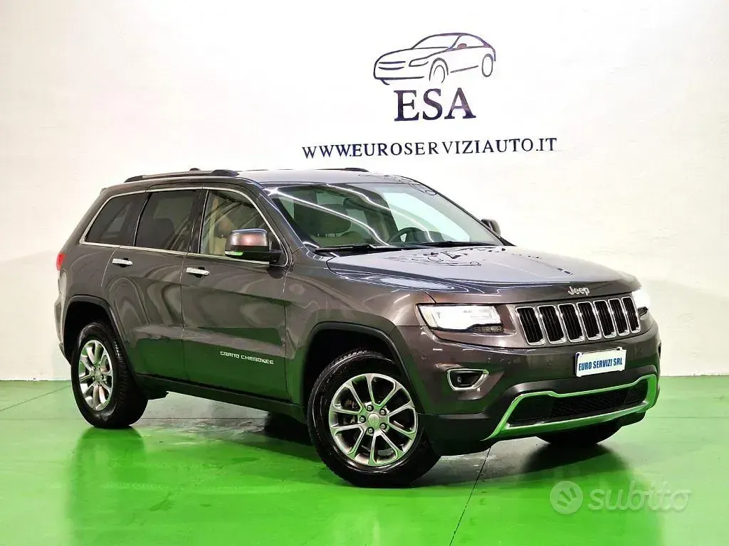 Usata Jeep Grand Cherokee Summit 250 CV (183 kW) 2014 Grigio SUV