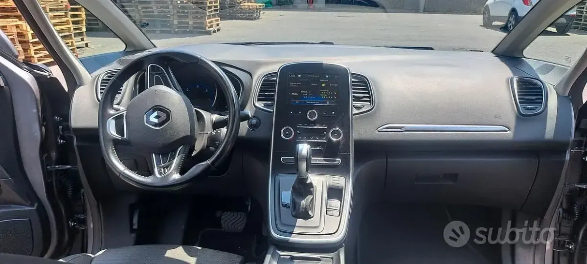 Usata Renault Scénic IV 110 CV (80 kW) 2018 Grigio Monovolume