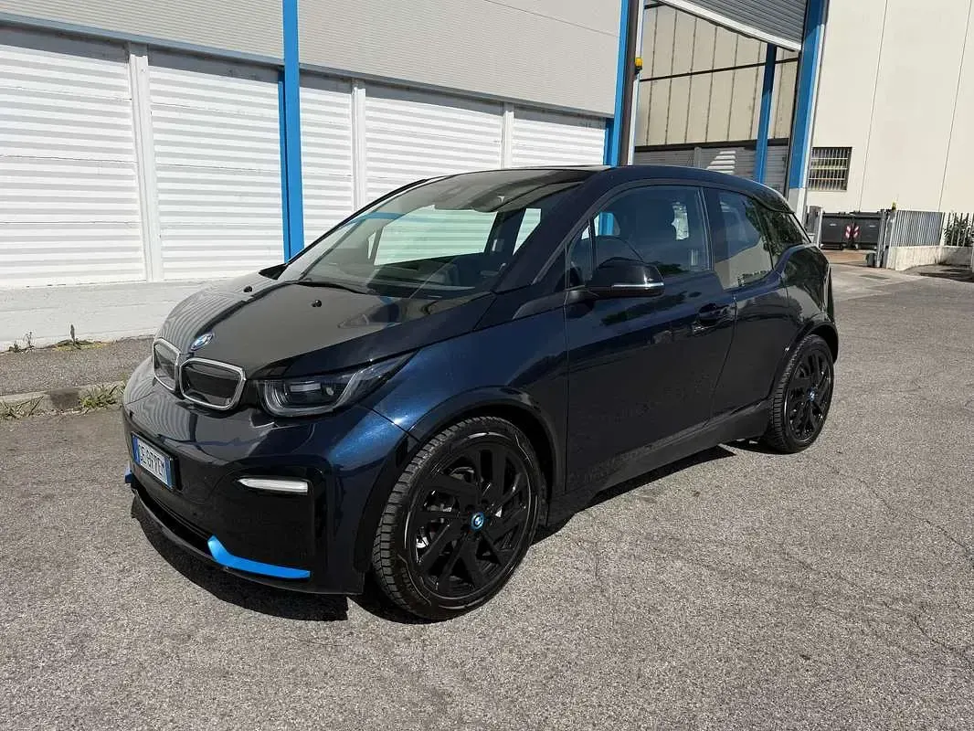 Usata BMW i3 102 CV (75 kW) 2018 Blu/azzurro Utilitaria