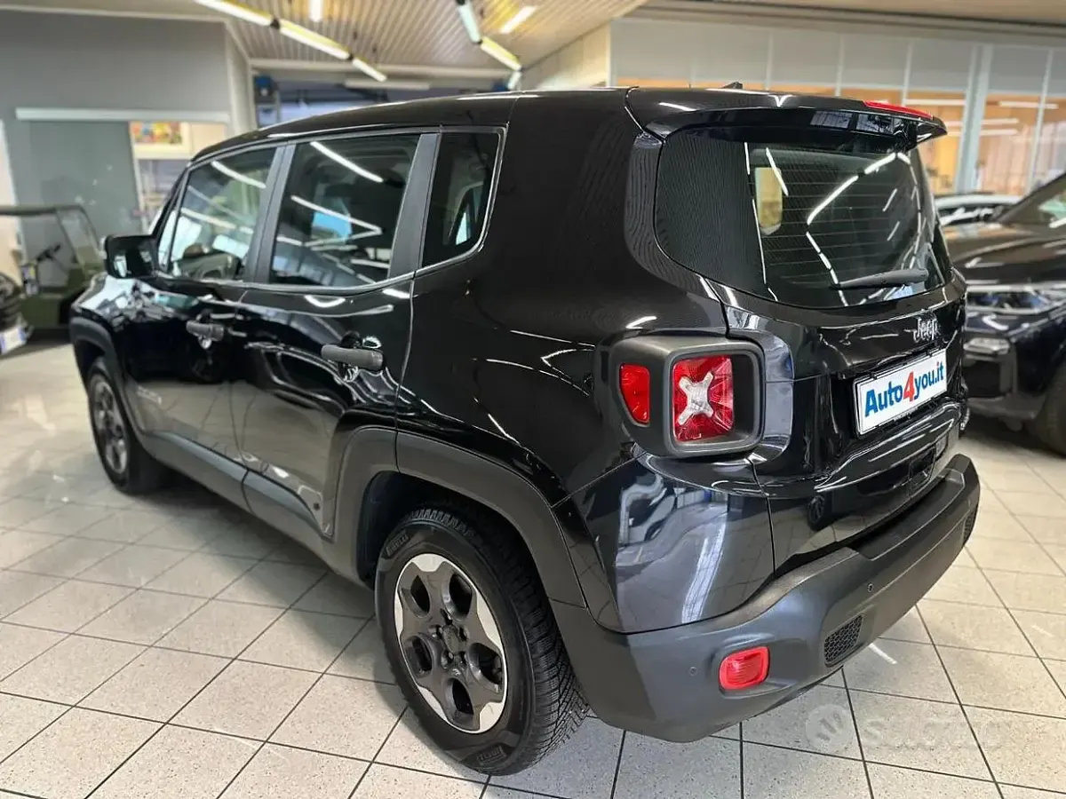 Usata Jeep Renegade Sport 95 CV (69 kW) 2019 Nero SUV