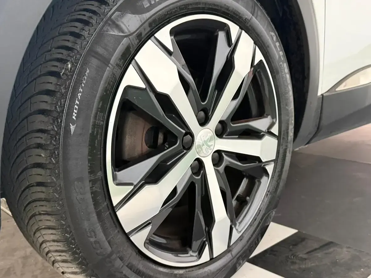 Usata Peugeot 3008 GT-line 119 CV (87 kW) 2018 Bianco SUV