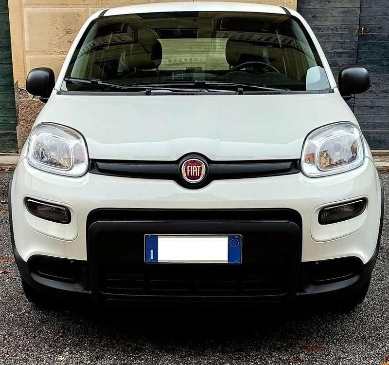 Bianco Usata 2023 Fiat Panda S Due volumi | 12.490 € (Cara) - Immagine 1/4
