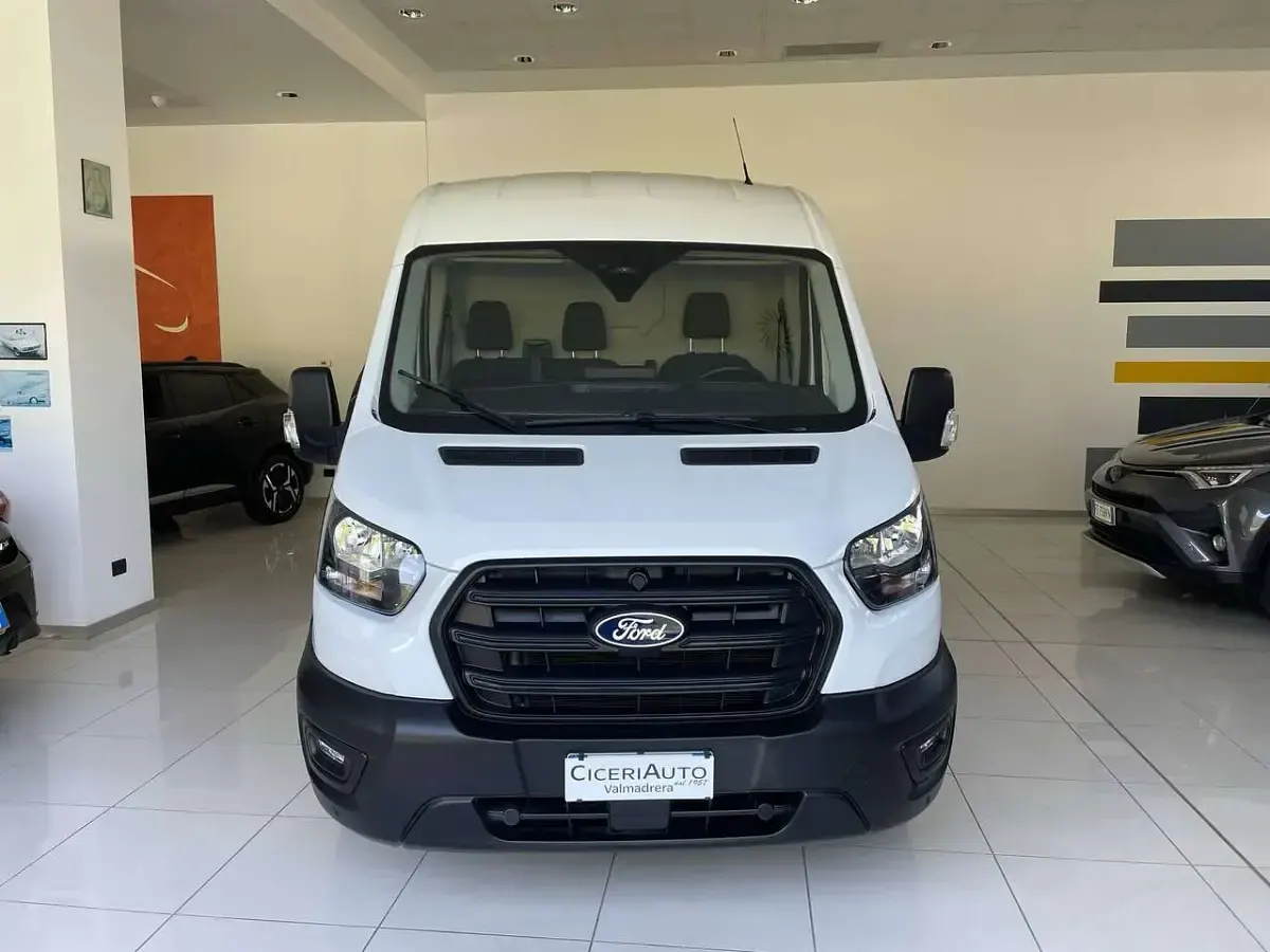 Usata Ford Transit 131 CV (96 kW) 2025 Bianco Furgone