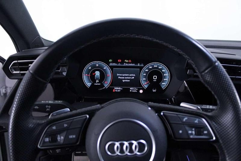 Usata Audi A3 S-Line 150 CV (110 kW) 2024 Bianco Berlina