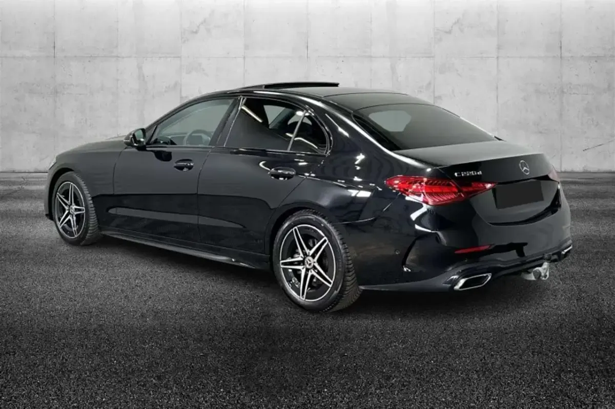 Usata Mercedes C220 AMG Line Premium 200 CV (147 kW) 2024 Nero Berlina