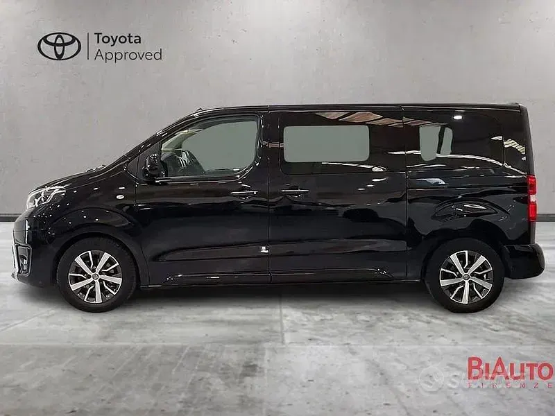 Usata Toyota Proace Verso Luxury 180 CV (132 kW) 2022 Nero Station wagon