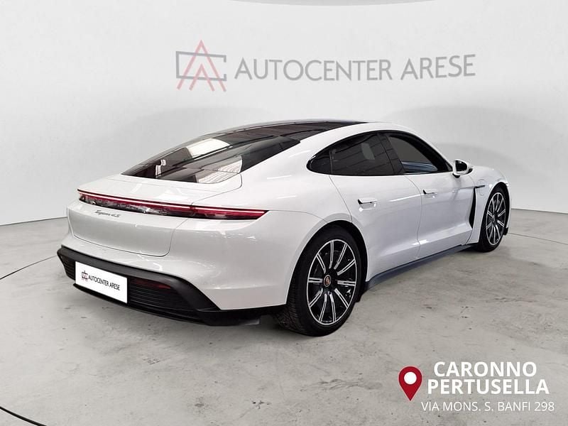 Usata Porsche Taycan 4S Performance Package 139 kW (190 CV) 2021 Bianco metallizzato Berlina