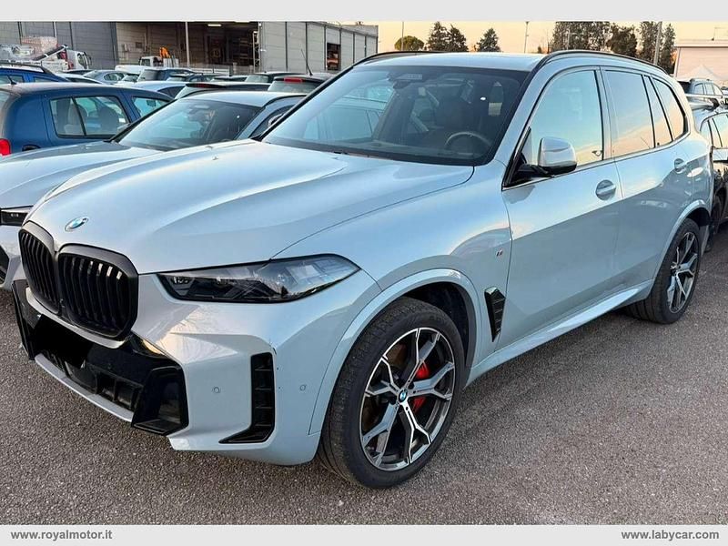 Usata BMW X5 M Sport 286 CV (210 kW) 2024 Grigio SUV