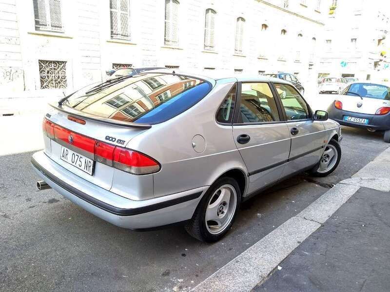 Usata Saab 900 131 CV (96 kW) 1998 Argento Utilitaria