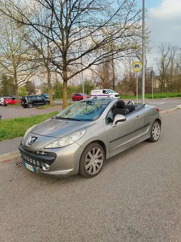 Usata Peugeot 207 120 CV (88 kW) 2007 Berlina