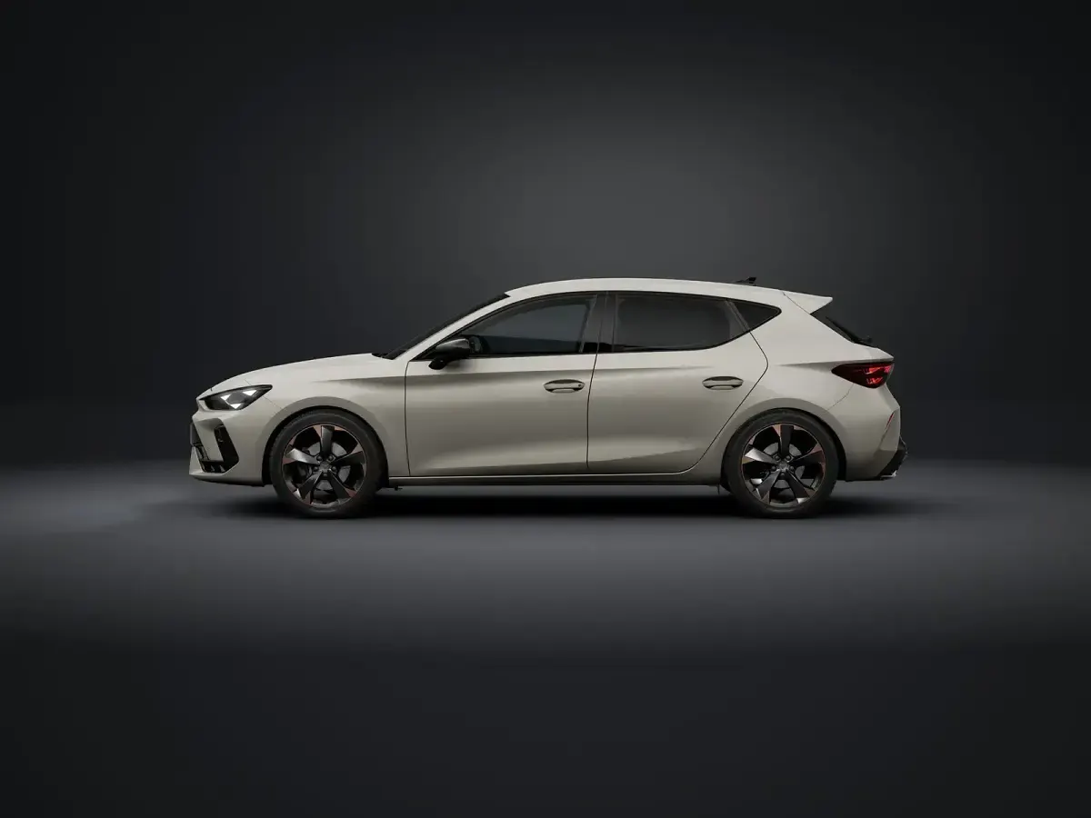 Nuova Cupra Leon 204 CV (150 kW) 2026 Taiga grey Berlina