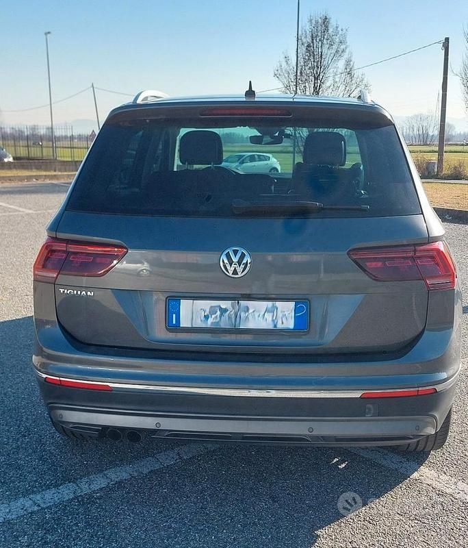 Usata VW Tiguan 150 CV (110 kW) 2018 Grigio SUV