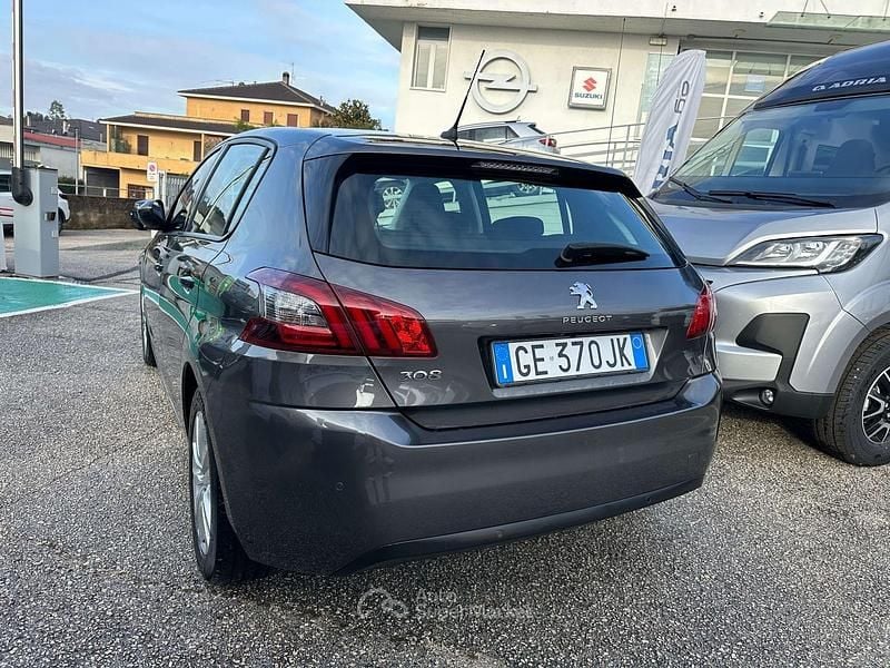 Usata Peugeot 308 Active 131 CV (96 kW) 2021 Grigio Berlina