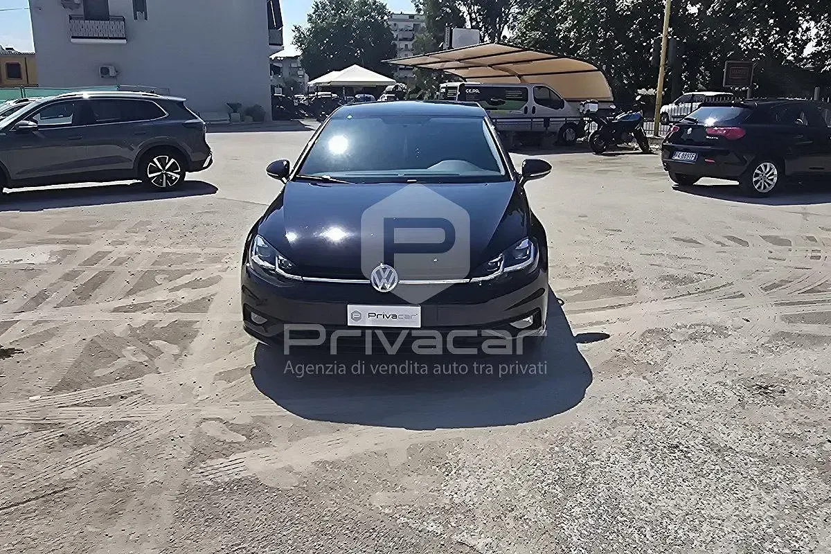 Usata VW Golf VII Business 116 CV (85 kW) 2019 Nero Utilitaria