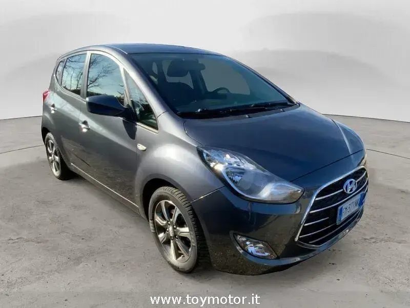 Usata Hyundai ix20 90 CV (66 kW) 2018 Grigio Utilitaria