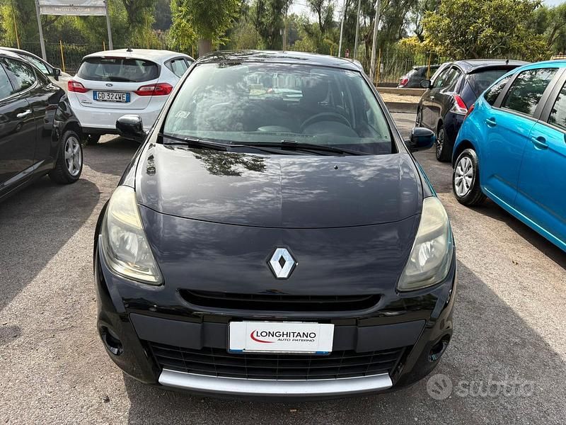 Usata Renault Clio IV 74 CV (54 kW) 2013 Nero Berlina