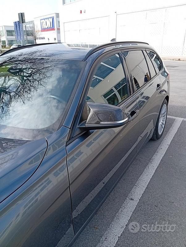 Usata BMW 318 Luxury Line 2013 Grigio Station wagon