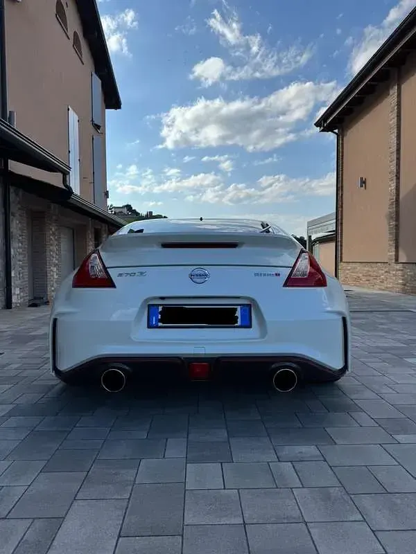 Usata Nissan 370Z Nismo 344 CV (253 kW) 2015 Coupé
