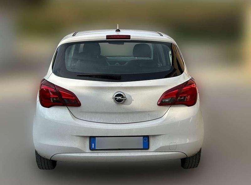Usata Opel Corsa 69 CV (50 kW) 2016 Bianco Berlina