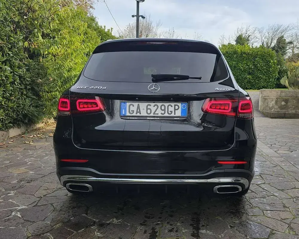 Usata Mercedes GLC220 AMG Line Premium Plus 194 CV (142 kW) 2020 Nero SUV