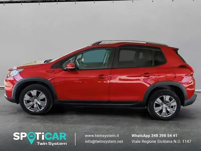 Usata Peugeot 2008 Signature Sky 102 CV (75 kW) 2019 Rosso SUV