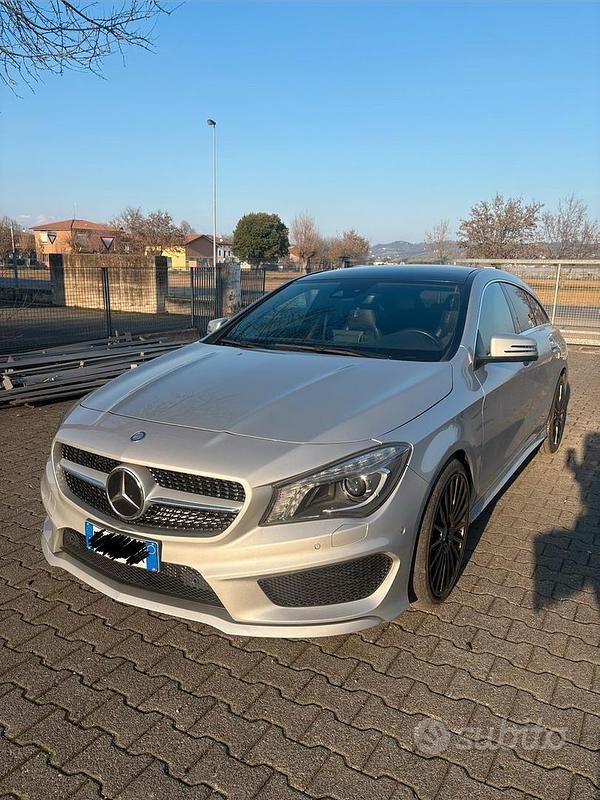 Usata Mercedes CLA220 Shooting Brake Night 177 CV (130 kW) 2016 Grigio Station wagon