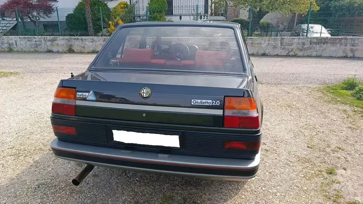 Usata Alfa Romeo Giulietta 170 CV (125 kW) 1984 Nero Berlina