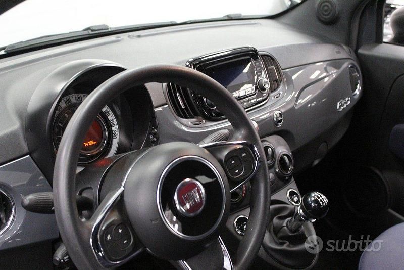 Usata Fiat 500C Club 69 CV (50 kW) 2022 Grigio Cabrio