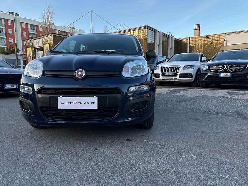 Usata Fiat Panda 69 CV (50 kW) 2018 Blu/azzurro Utilitaria