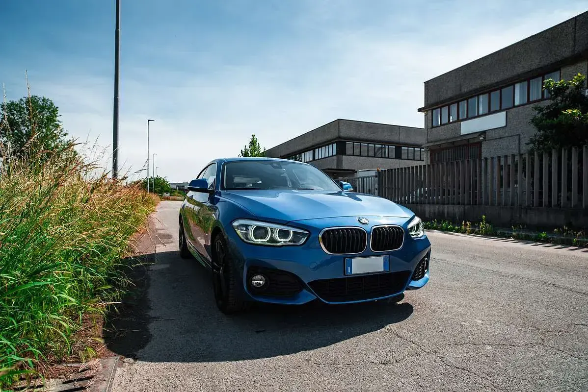Usata BMW 120 M Sport 184 CV (135 kW) 2018 Blu/azzurro Utilitaria