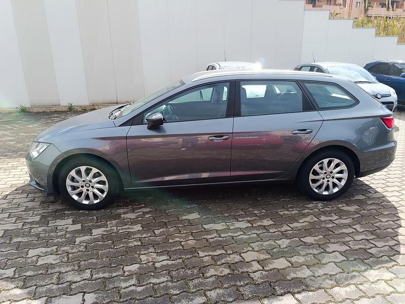 Usata Seat Leon Business 110 CV (80 kW) 2016 Grigio Station wagon