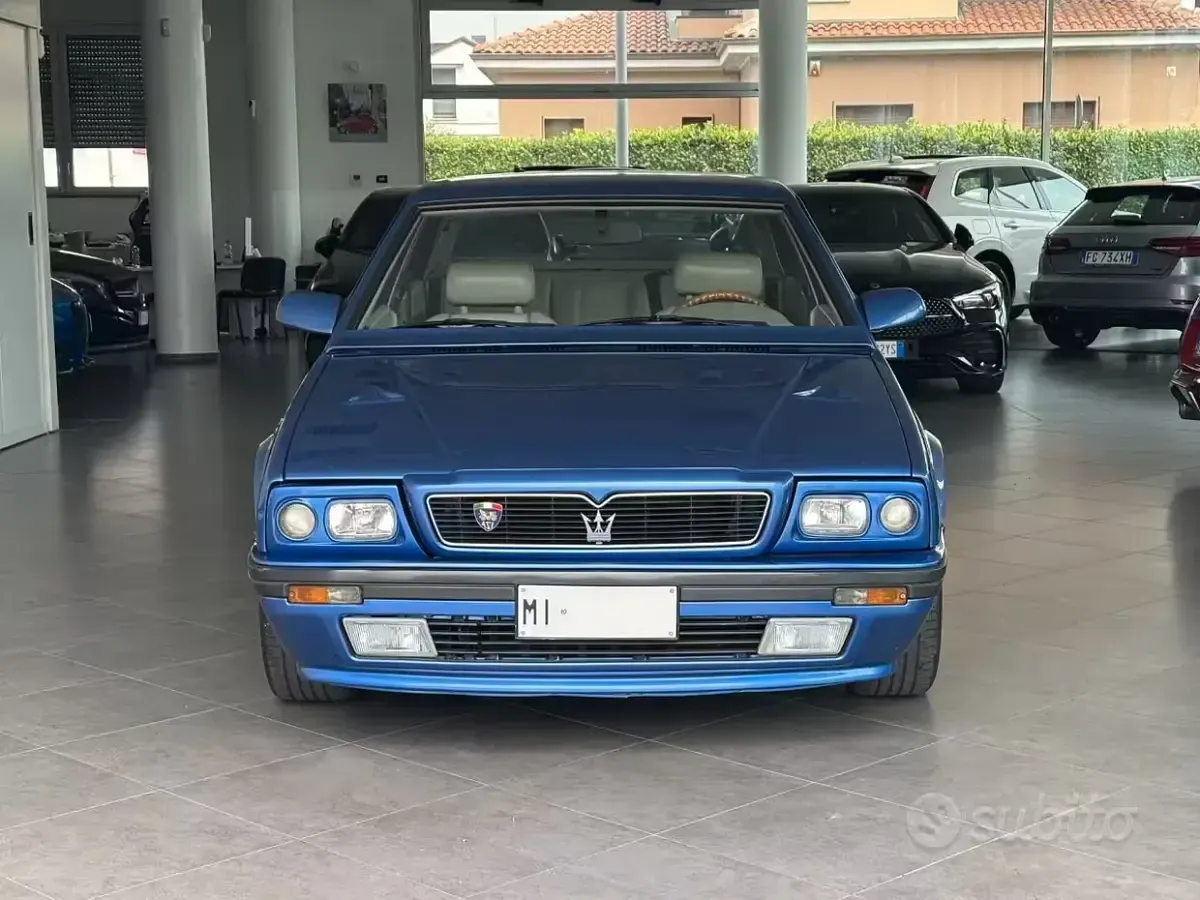 Usata Maserati Biturbo 241 CV (177 kW) 1992 Bluazzurro Berlina