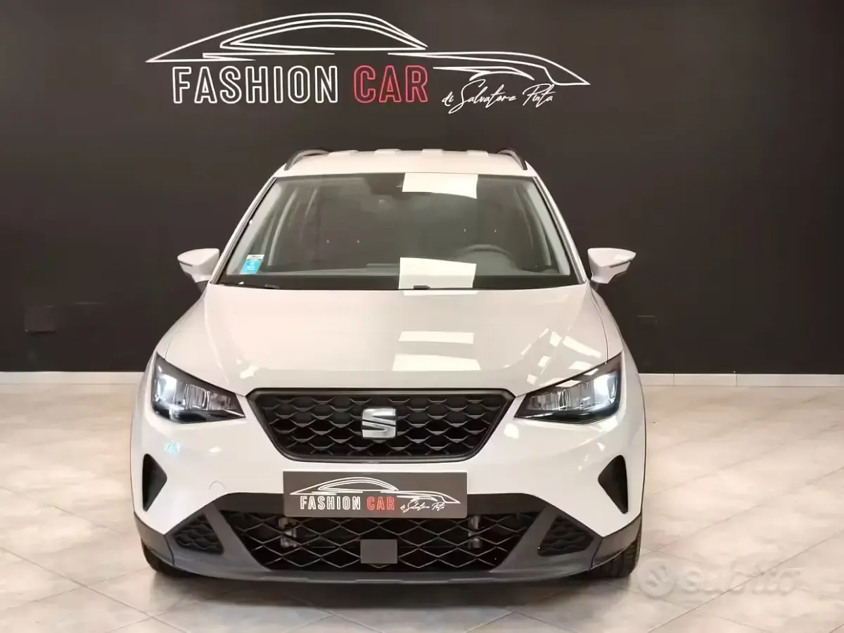 Usata Seat Arona Style 95 CV (69 kW) 2022 Bianco SUV