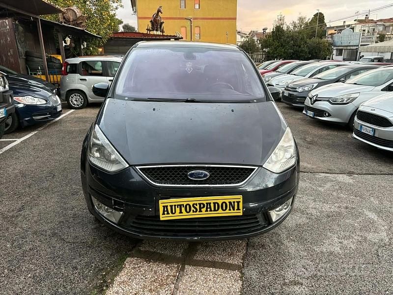 Usata Ford Galaxy Ghia 175 CV (128 kW) 2009 Blu Monovolume